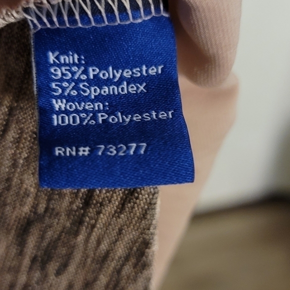 free with any purchase in a bundle TOP size M apt 9 - Picture 8 of 10